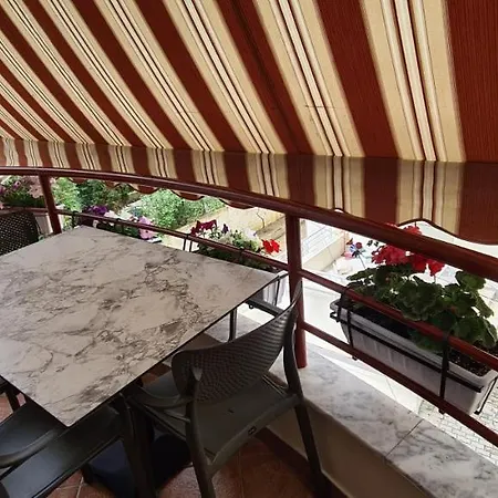 Family In Appartement Golem (Tirana)